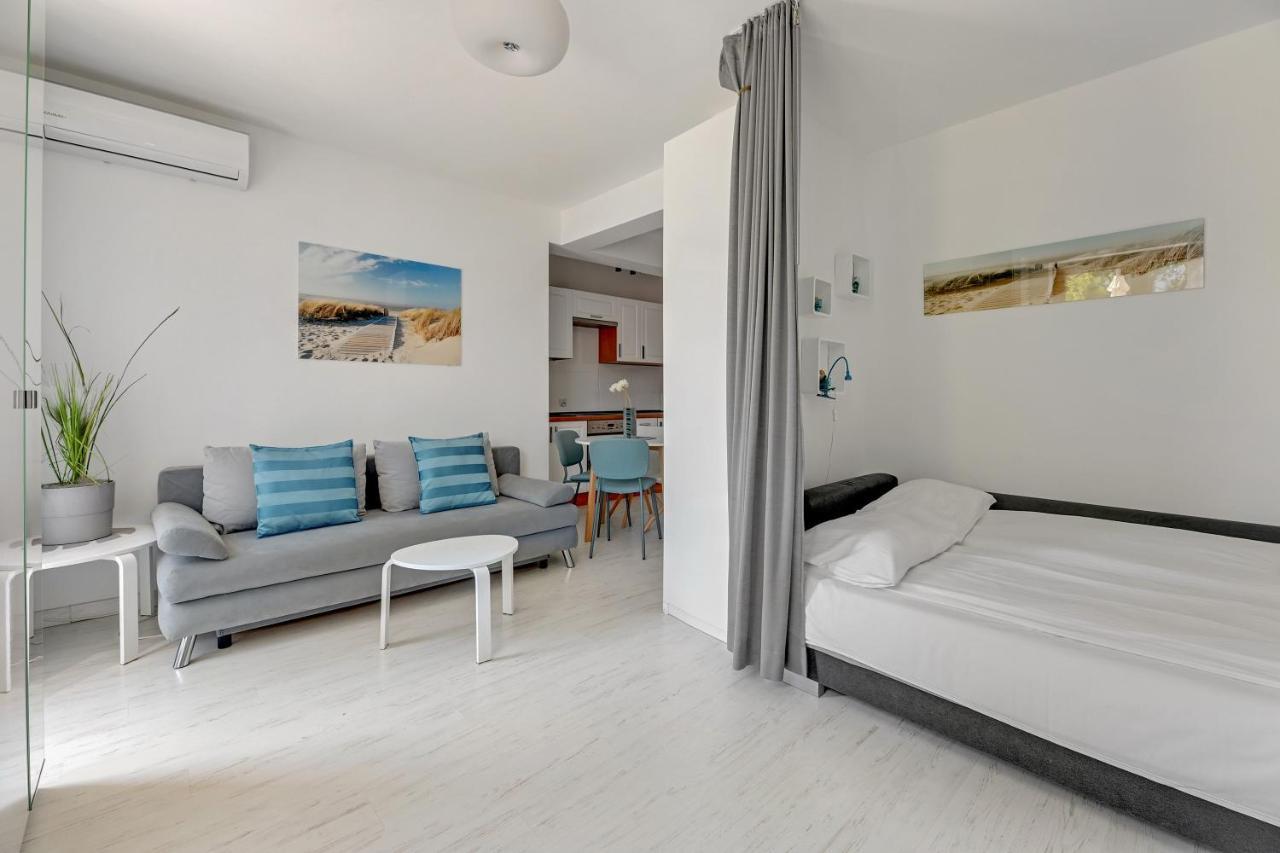 Apartamenty Jelitkowski Dwor グダニスク エクステリア 写真